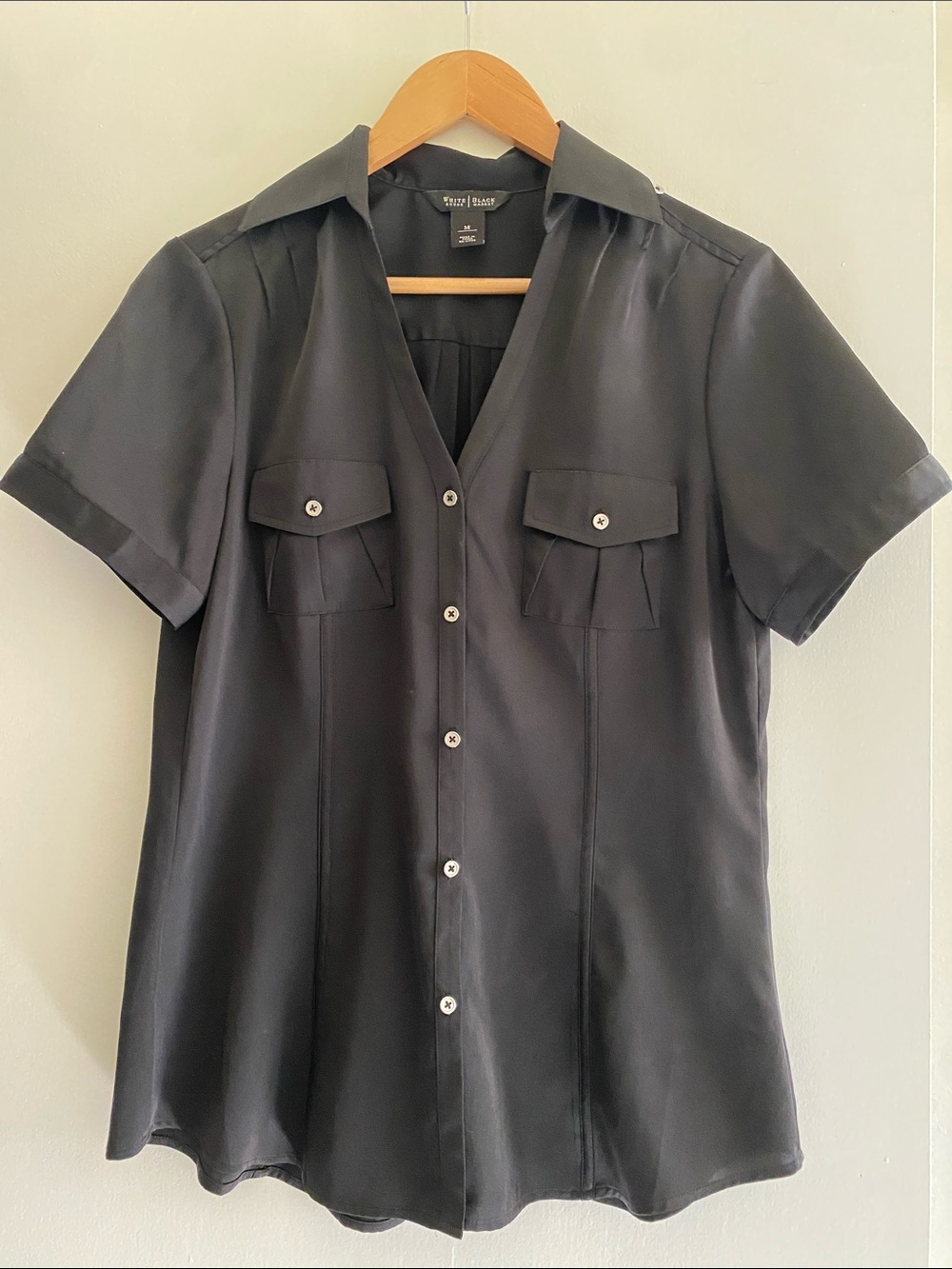 White House Black Market Black Short-Sleeve Button-Front Shirt